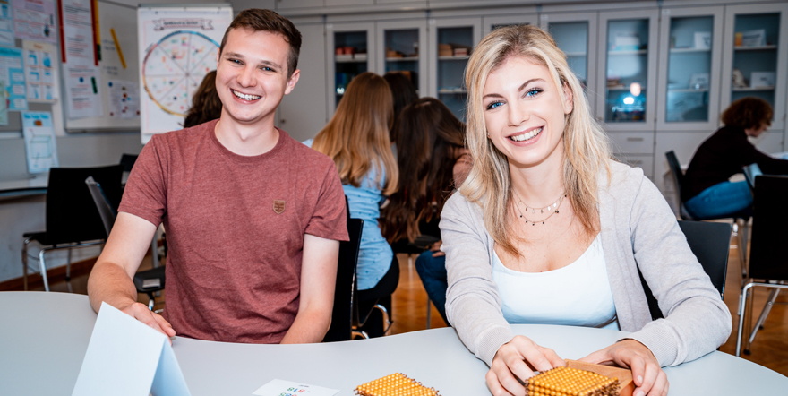 zwei Studierende