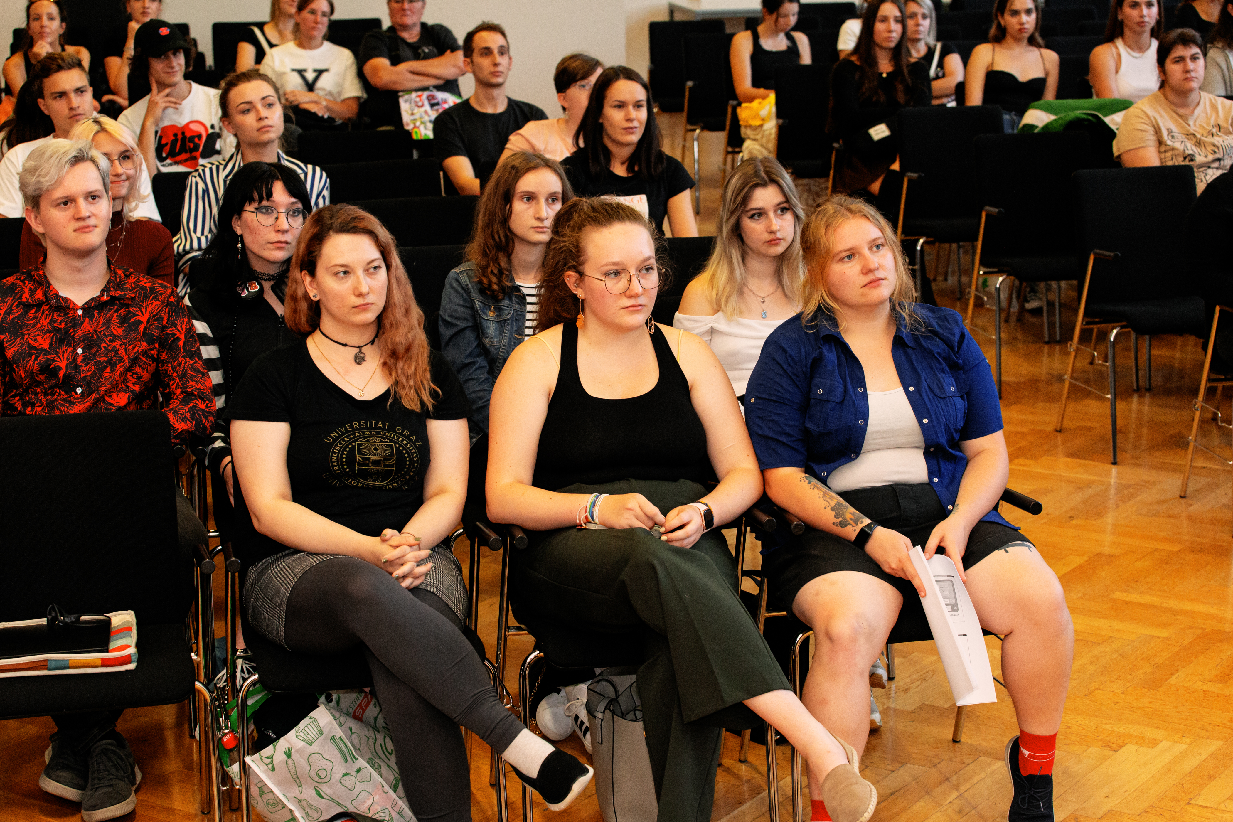 Studierende SekAB in der Aula