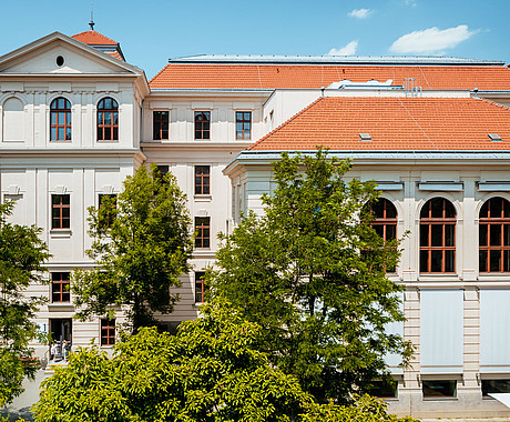 Gebäude der Hochschule Altbau