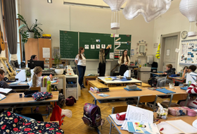 Unterricht in Klassenzimmer