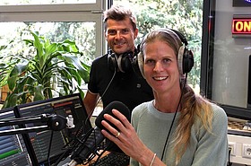 Barbara Pirker Praschnigg beim Interview im RadioIgel Studio mit Erich Frischenschlager