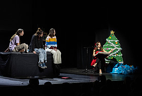Weihnachtsvorlesung auf der Bühne