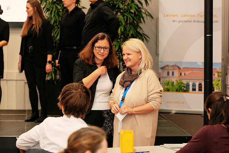 2 Frauen im Gespräch
